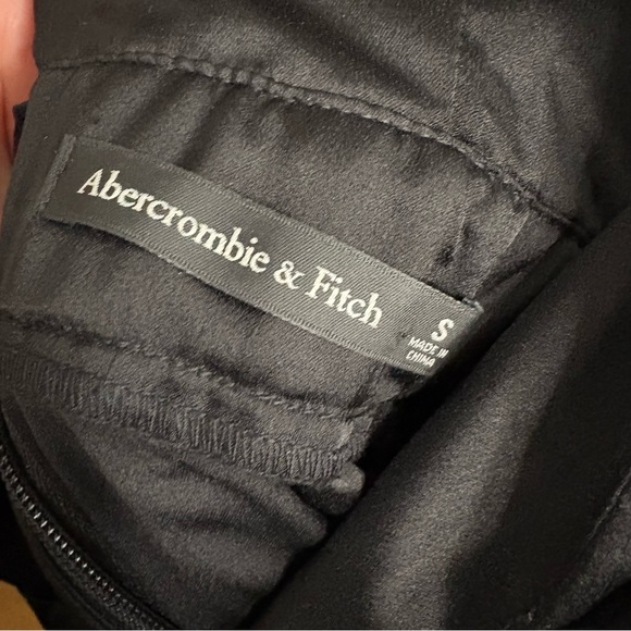 Abercrombie & Fitch Black Satin Plunge Pleated Babydoll Mini Dress Formal Small - Picture 14 of 14